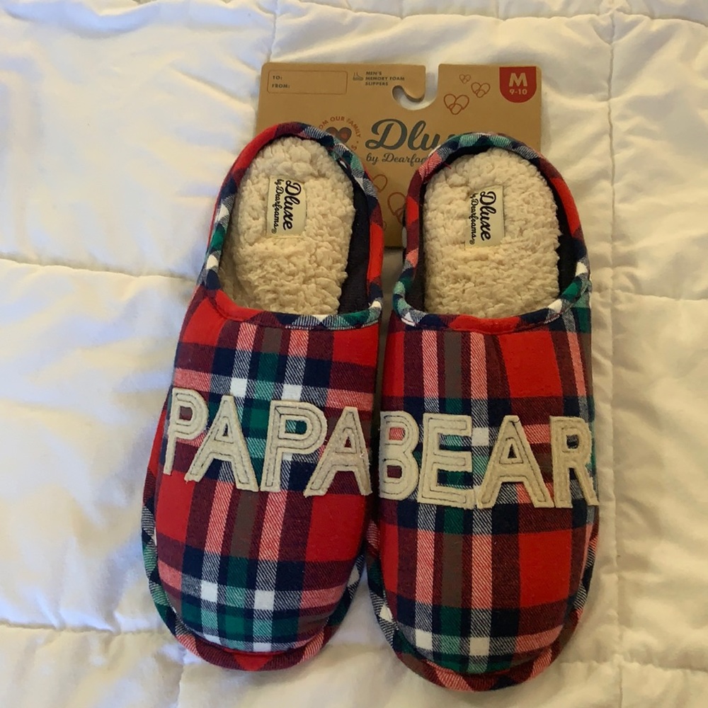 Papa Bear Plush Slippers - Dearfoams D luxe - Medium Size 9 - 10 - Memory Foam